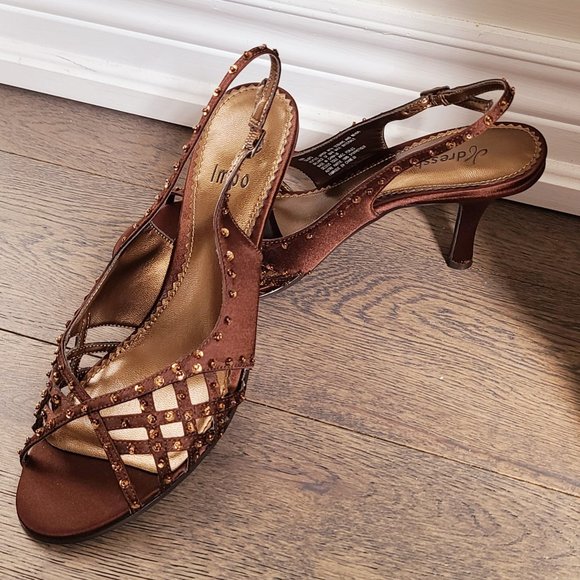 Dress Barn Brown Slingback Heels    3/$60 - Picture 9 of 9